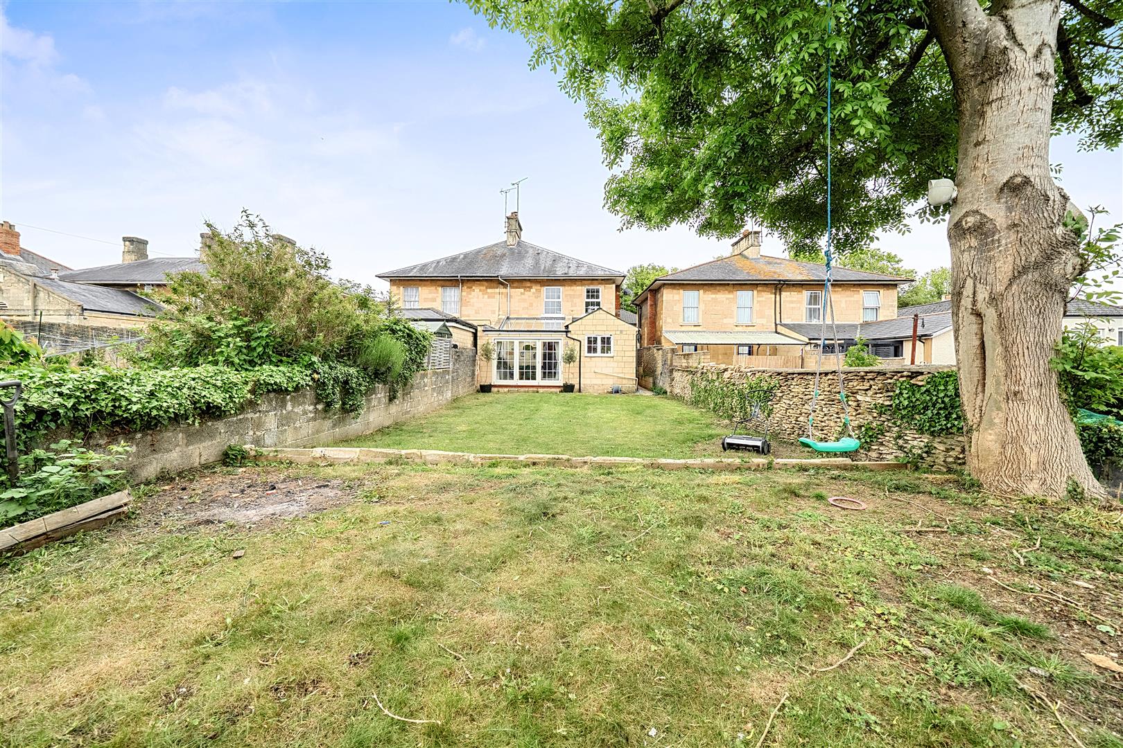 New Road, Chippenham